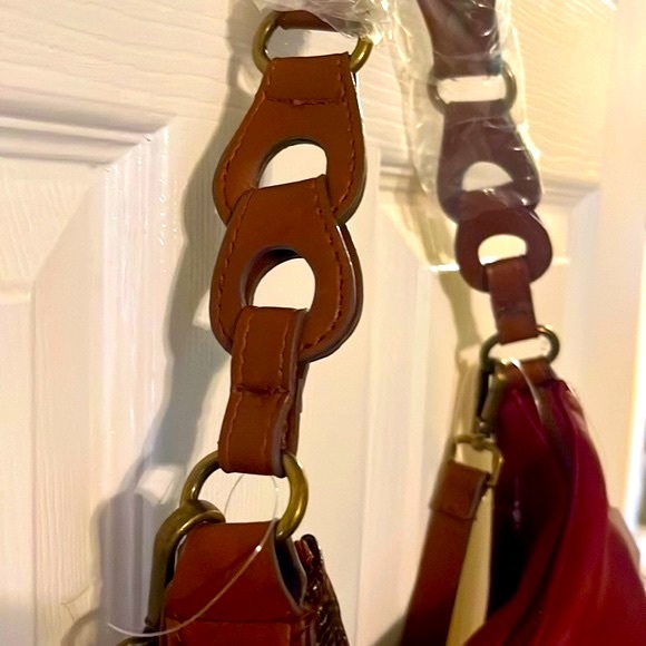 NWT red/snake print shoulder/ crossbody bag - Picture 3 of 10